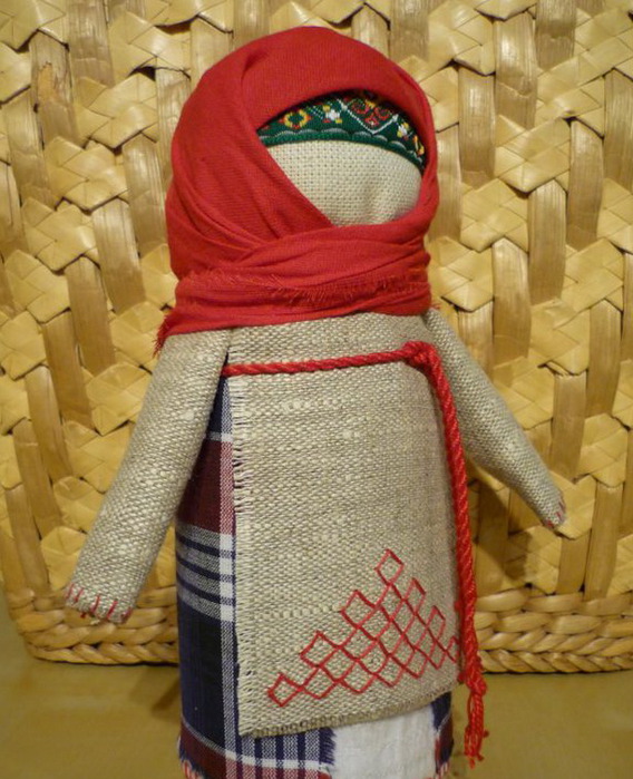 Моралишвили Т.К., Басанова С.Г. Сказочные образы в мире традиционной татарской куклы