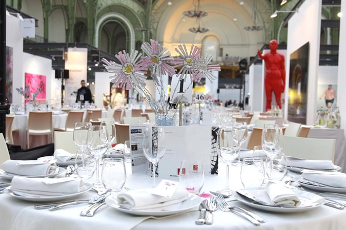     Grand Palais, , , 16  2010 .