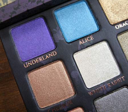 Urban-Decay-Alice-in-Wonderland-Book-of-Shadows-1 (450x393, 56 Kb)