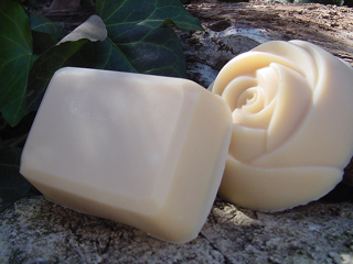 http://img1.liveinternet.ru/images/attach/c/1//59/17/59017371_1273820648_Soap_Pure_Goatmilk_A.jpg