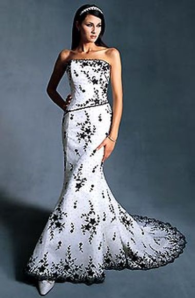 http://img1.liveinternet.ru/images/attach/c/1/50/625/50625583_1257107361_1232052676_black_wedding_dress_011.jpg