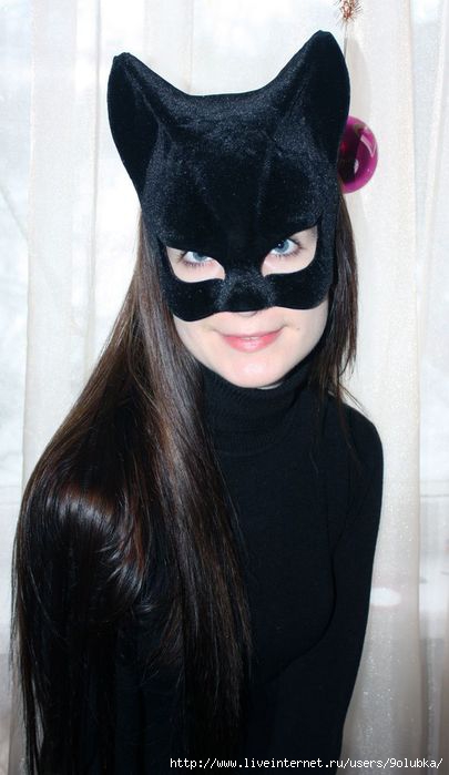 Девушка в маске кошки картинки