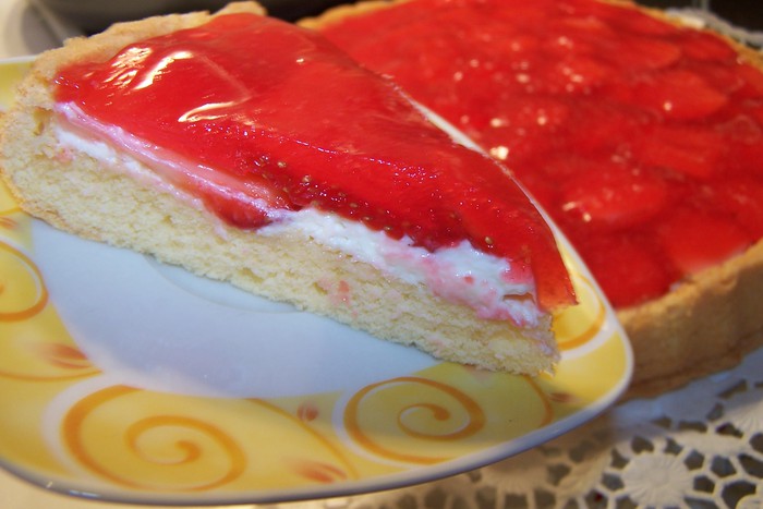 Творожный торт отзывы. Двухцветный творожный торт (без выпечки). Торт баварский творожный. Творожный торт 3 цвета. Торт Маково творожный сладкая жизнь.