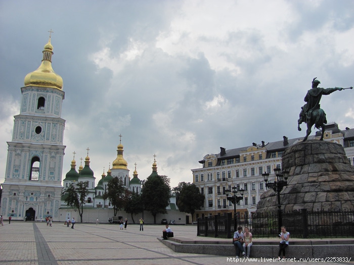 Софийская площадь Михайловский собор