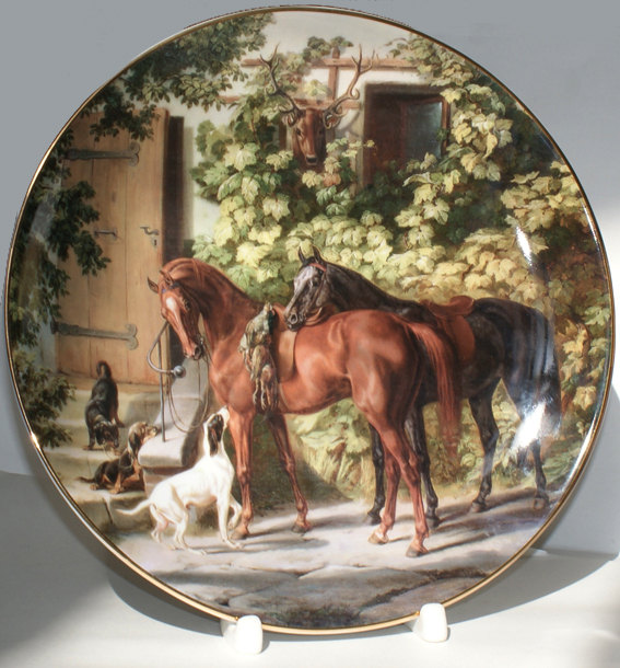 Полукруглая картина. Декупаж с лошадьми. Картина в круглой раме. Тарелки с картинами известных художников. Картины в овале.