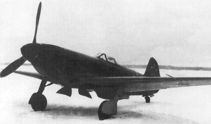 1944yak9u-1 (700x410, 98Kb)