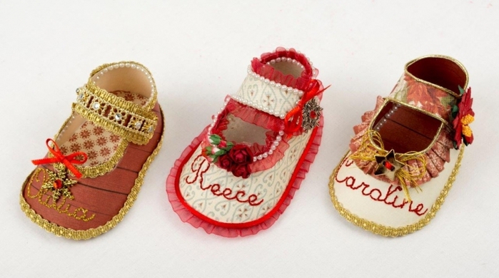 Taras-Studio-Christmas-Shoes-Girls-Img-5(pp_w762_h425) (700x390, 180Kb)