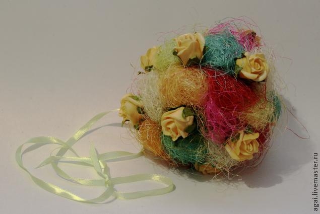 Декоративный шар из разноцветного сизаля. Мастер-класс (9) (635x425, 87Kb)