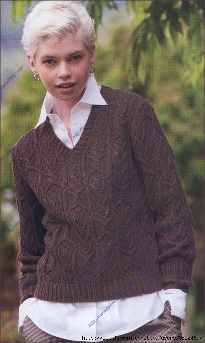 коричневый пуловер с аранами (419x700, 242Kb)