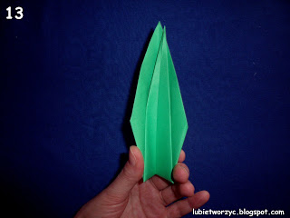 Тюльпаны из бумаги в технике оригами. Мастер-класс (12) (320x240, 45Kb)