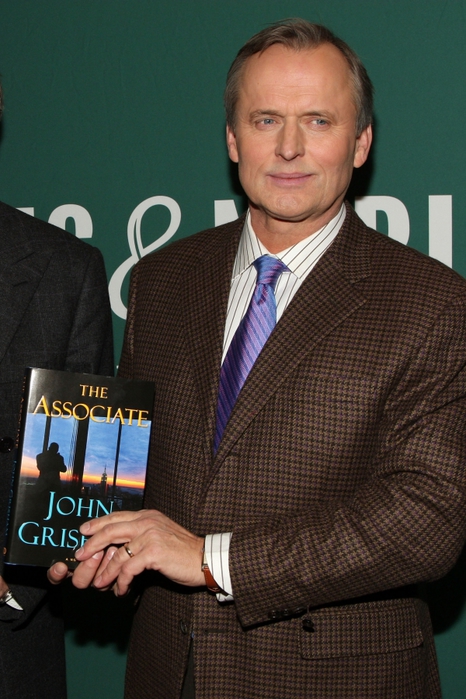 John grisham. Гришэм биография. Джон Гришэм фото. Grisham. Гришэм Джон апелляция (ТВ.).