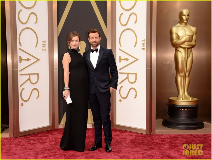 olivia-wilde-bares-baby-bump-on-oscars-2014-red-carpet-with-jason-sudeikis-03 (700x529, 89Kb)