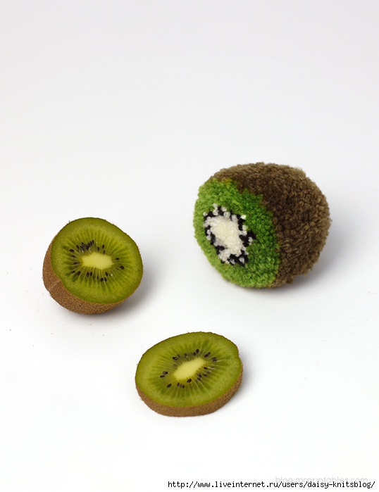 kiwi-pompom (538x700, 183Kb)