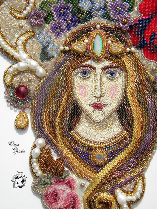 Olga Orlova - Queen Of The Garden made from beads... (525x700, 570Kb)