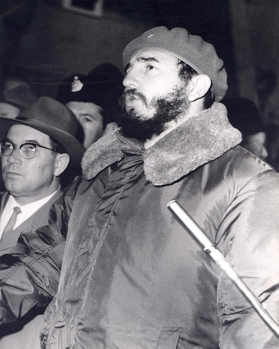Фидель Кастро на строительстве Братской ГЭС. (13 мая 1963 года). (Фото от Александра Щеглова) (559x700, 320Kb)