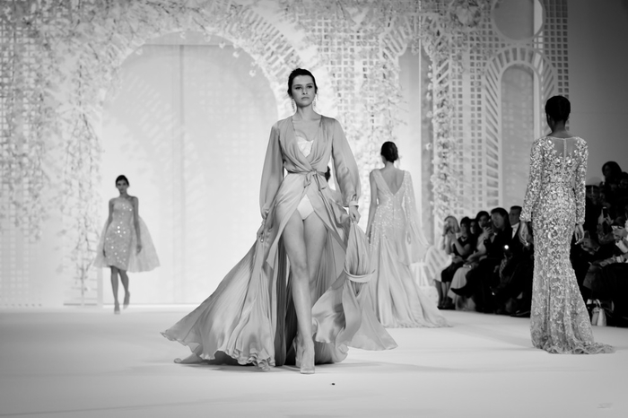 Ralph+Russo+Alternative+Views+Paris+Fashion+ybukmJW_4lLx (700x466, 156Kb)