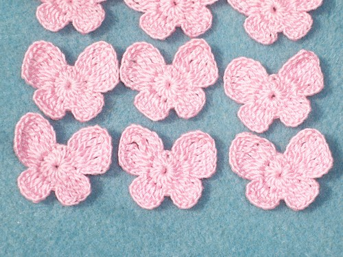 light_pink_cotton_crochet_applique_butterflies_--783_da77d436 (500x375, 255Kb)