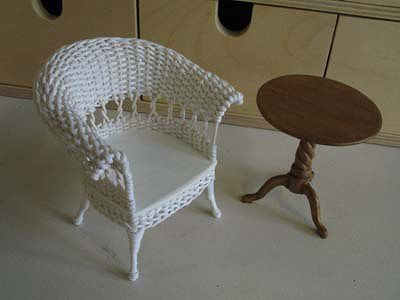 Мебель для кукол плетеная из бумажных трубочек. Диван и стол | oblacco