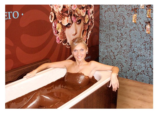 Шоколадки трахаются в ванне