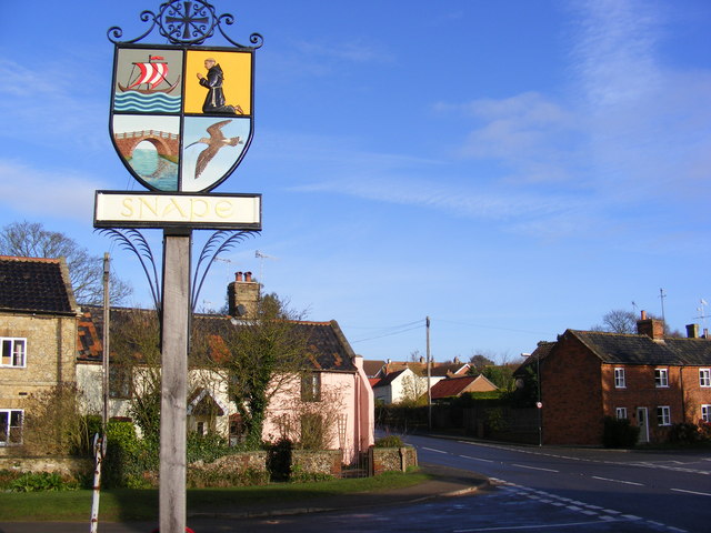 Snape Village Sign (640x480, 73Kb)