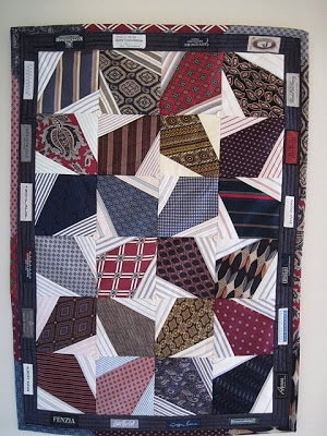 Tie quilt, at nsturgeon.blogspot.com (300x400, 128Kb)