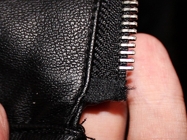 Как починить молнию на одежде без помощи мастера: простой ремонт своими руками