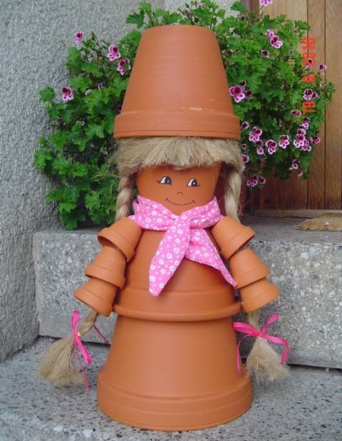 DIY-garden-decorations-clay-pots-diffrent-sizes-doll (480x618, 257Kb)