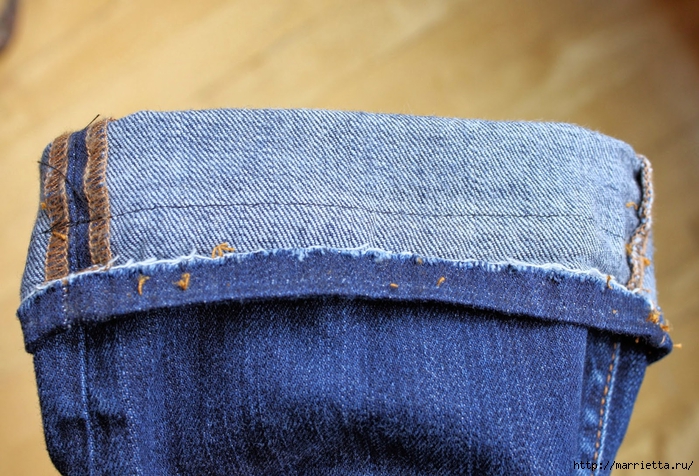 Как подшить джинсы и сохранить потертый край (8) (700x476, 335Kb)