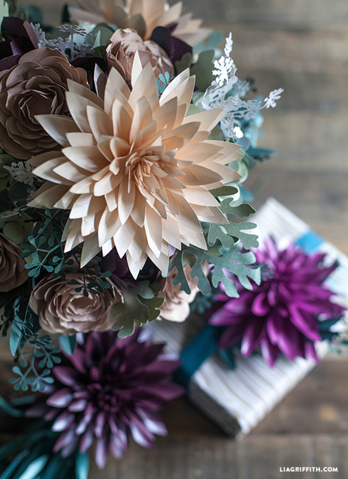 DIY_Paper_Dahlia_Flowers (508x700, 429Kb)