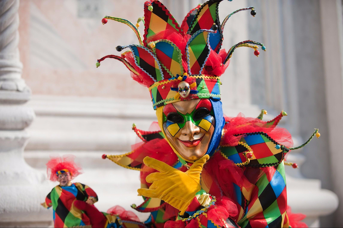 carnevale-le-maschere-italiane-piu-popolari_c98a9d98795cd8fb007f5c67d49a6074 (700x466, 344Kb)