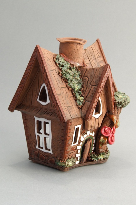 ​Сказочные домики из глины: красивые идеи