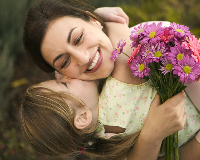 People_Children_Mother_and_daughter___Children_012815_ (700x560, 112 Kb)