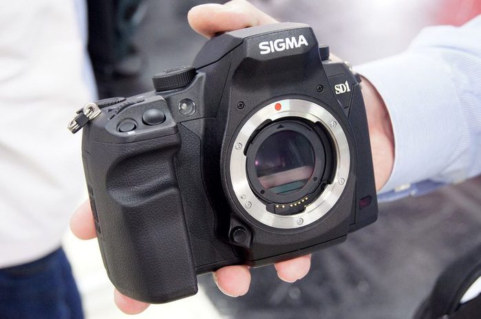 Камеры сигма новый. Sigma SD 1000. Байонет Sigma sa. Фотоаппарат Sigma sd1 Wood Edition. Фотоаппарат Revue sd1.