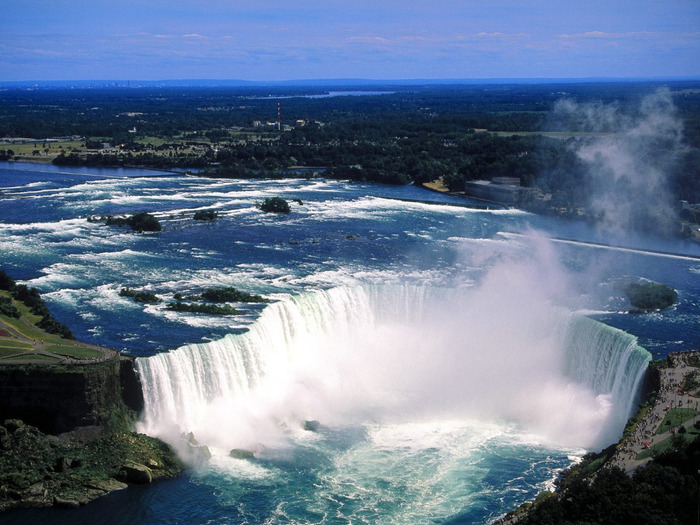 Aerial View of Niagara Falls, Ontario, Canada -  (700x525, 144Kb)