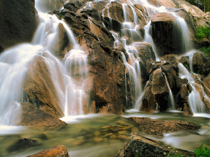 Cool Water, Sawtooth Wilderness, Idaho - 1600x12 (700x525, 175Kb)