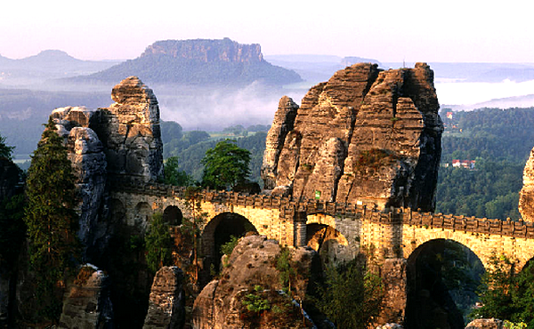 Proshots - Bastei Bridge Over the Elbe River, Schweiz National Park, Saxony, Germany - Professional Photos (600x370, 478Kb)