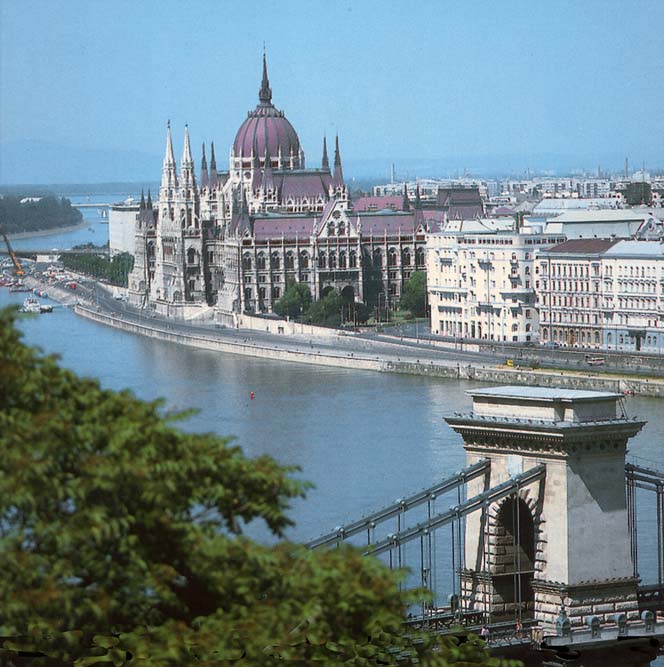 Budapest (664x667, 83Kb)