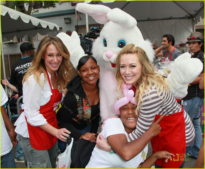 hilary-haylie-duff-la-mission-easter-01 (700x577, 127Kb)