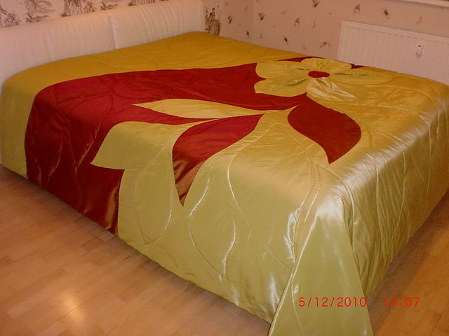 Покрывало на кровать в спальню — красивые покрывала и особенности их применения в дизайне интерьера