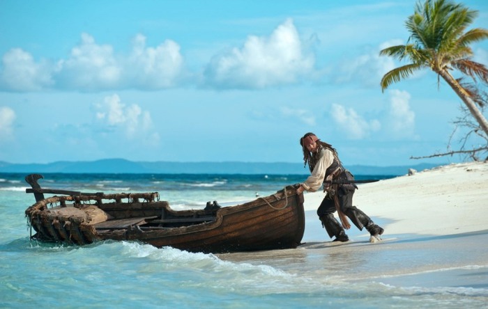 Pirates-of-the-Caribbean_3A-On-Stranger-Tides-1423815 (700x444, 66Kb)