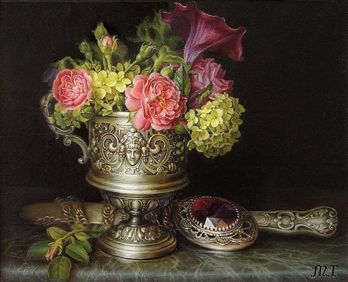 2382183_Still_life_with_silver_cup (700x567, 195Kb)