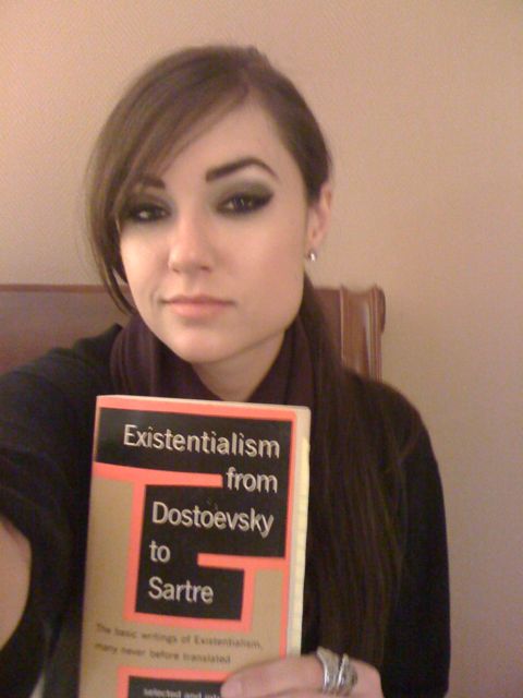 sashagreyreadingexistentialism (480x640, 35Kb)