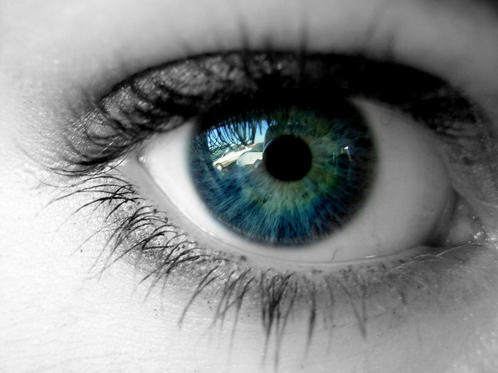 26688100_Eye_by_BaisteachCeilteach (500x325, 62Kb)