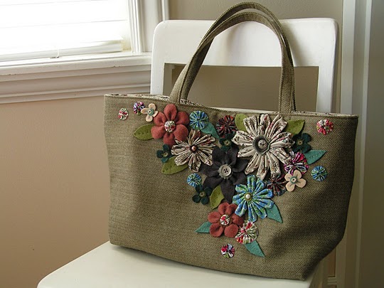 she-wears-flowers-bag (540x405, 55Kb)