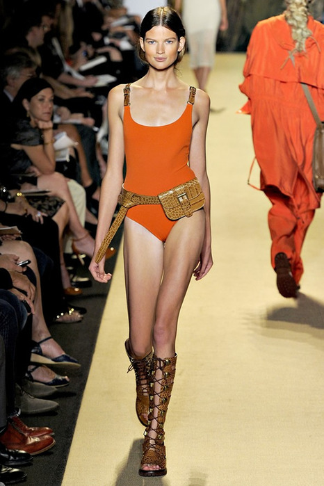 1327518483_collection_spring_summer_2012_in_the_african_style_luxury_of_michael_kors_42 (466x700, 104Kb)