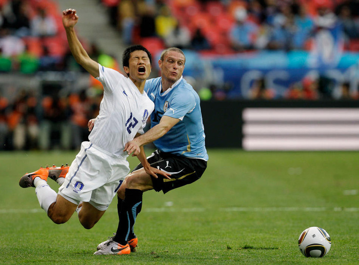 Uruguay-South-Korea27-3 (700x517, 132Kb)