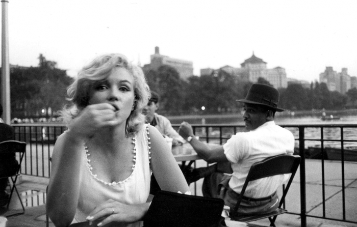 1987155_marilyn441713bihs6 (700x446, 160Kb)