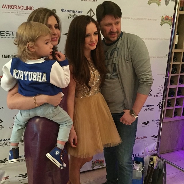 Рита агибалова сейчас фото с мужем и детьми