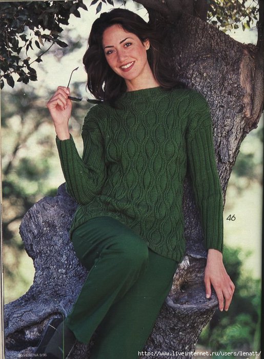 Зеленый пуловер