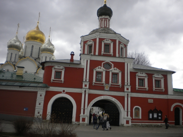 Зачатьевский женский монастырь в Москве